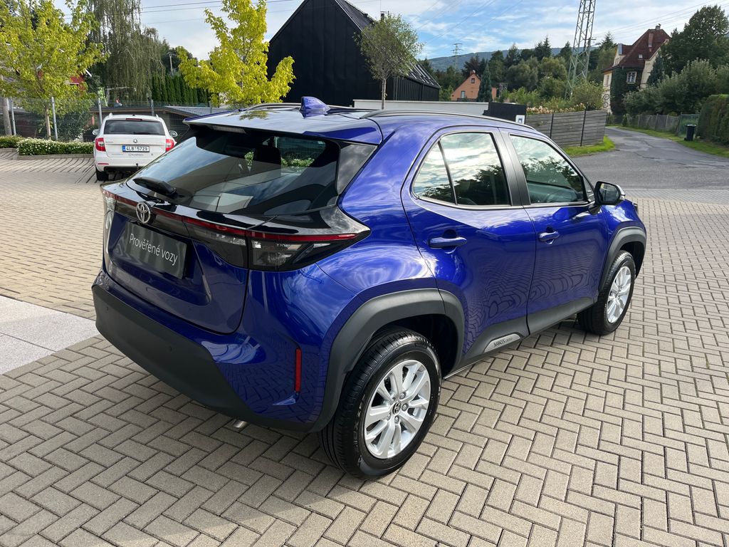 toyota-yaris-cross-1-5-hybrid-e-cvt-comfort - 5