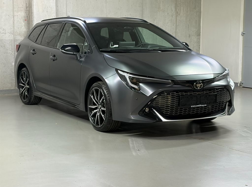 toyota-corolla-2-0-hev-ts-gr-sport-specialni-lak - 2