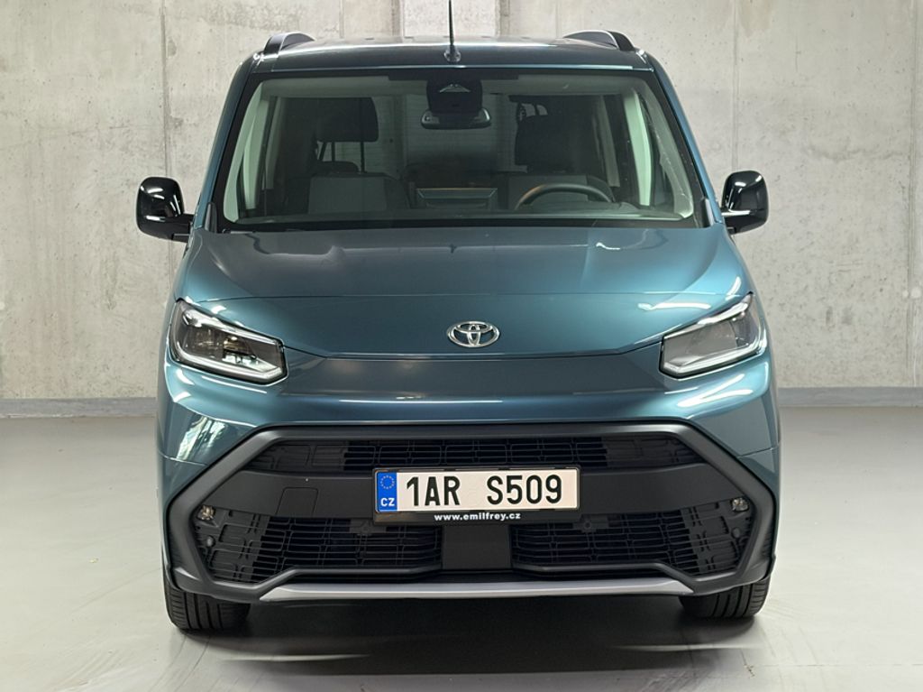 toyota-proace-city-verso-1-5-d-at-vip-7-mist - 1