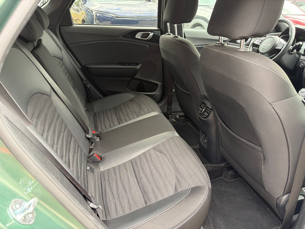 kia-pro-ceed-1-5-t-gdi-7dct-gt-line-plus - 7