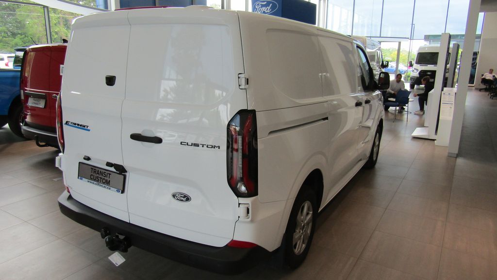 ford-transit-custom-trend-van-320-l1 - 2