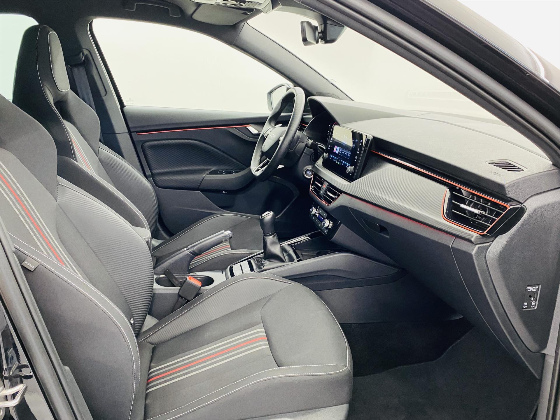 skoda-scala-1-0-tsi-85kw-monte-carlo - 7