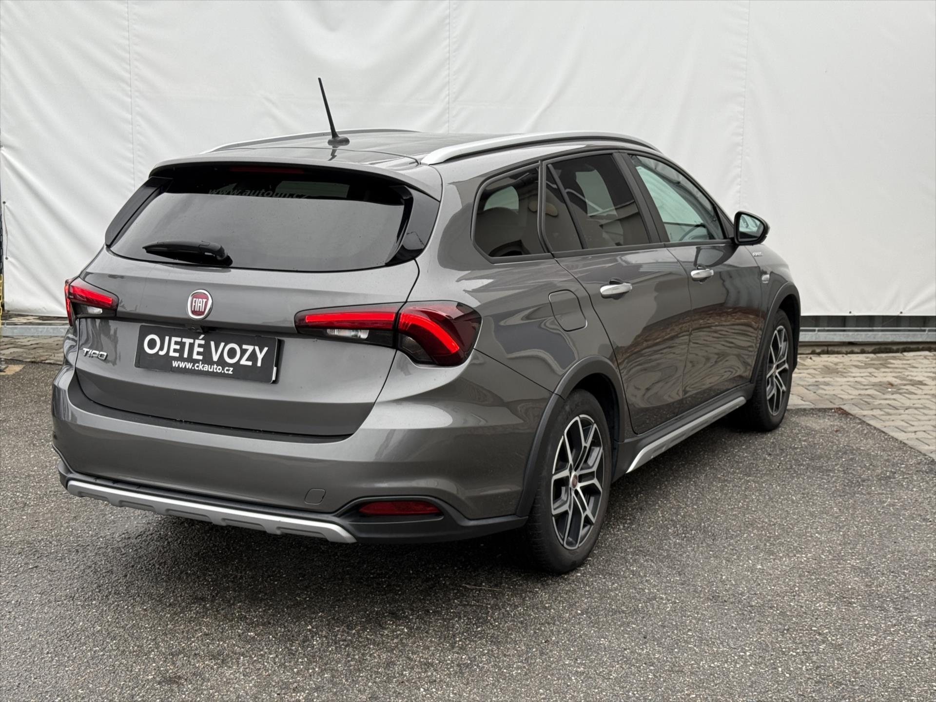 fiat-tipo-1-6-multijet-cross - 3
