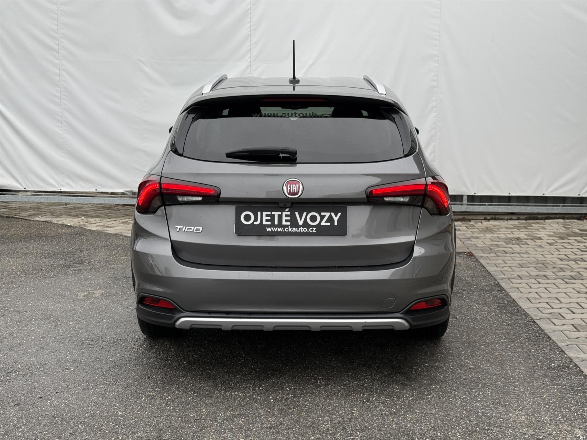 fiat-tipo-1-6-multijet-cross - 4