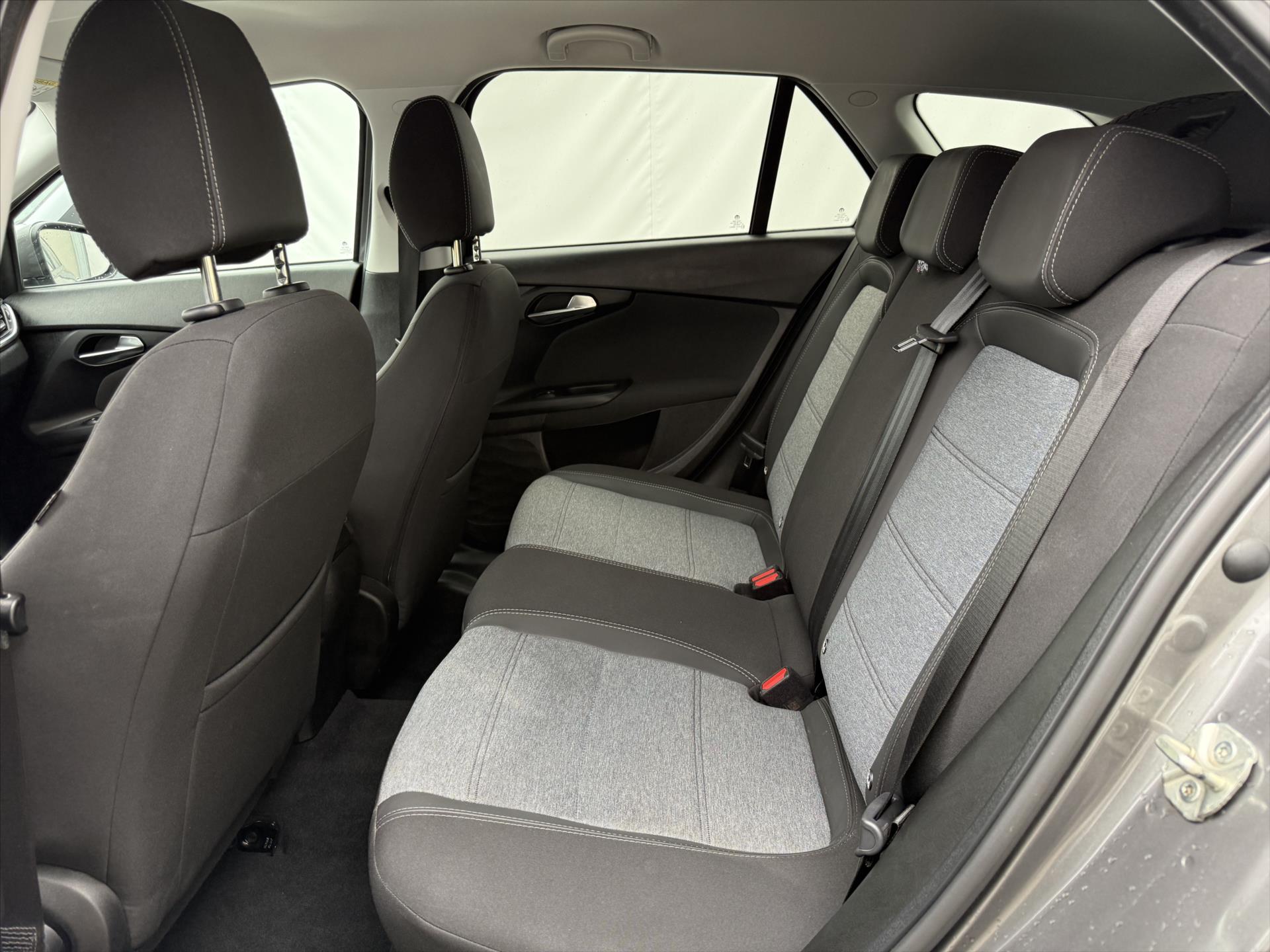 fiat-tipo-1-6-multijet-cross - 9