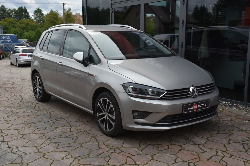 volkswagen-golf-sportsvan-1-2-tsi-81kw-dsg - 1