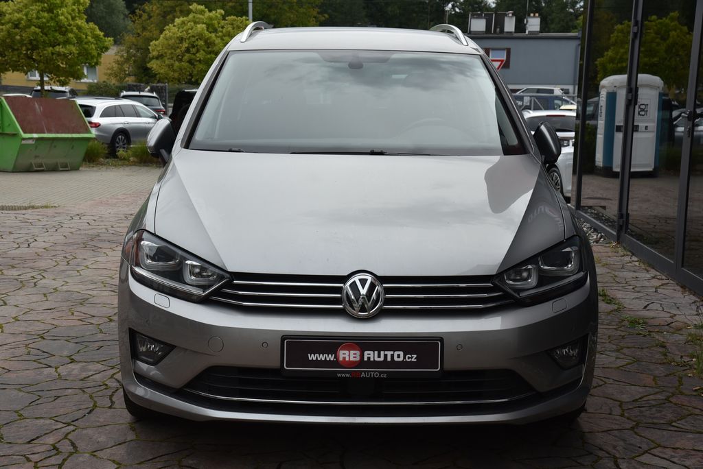 volkswagen-golf-sportsvan-1-2-tsi-81kw-dsg - 3