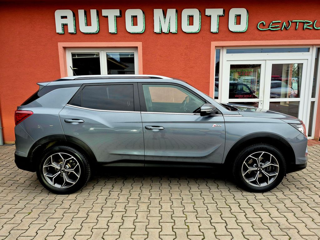 ssangyong-korando-quartz-1-5-t-gdi-120kw-4x4-quartz-at-tazne - 4
