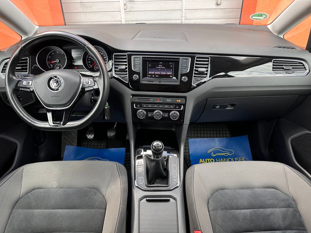 volkswagen-golf-sportsvan-1-4-tsi-92kw-highline - 9