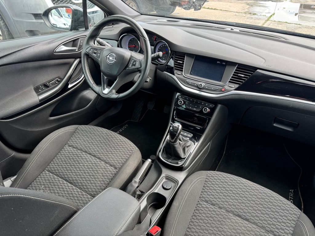 opel-astra-1-4i-16v-turbo-110kw - 9