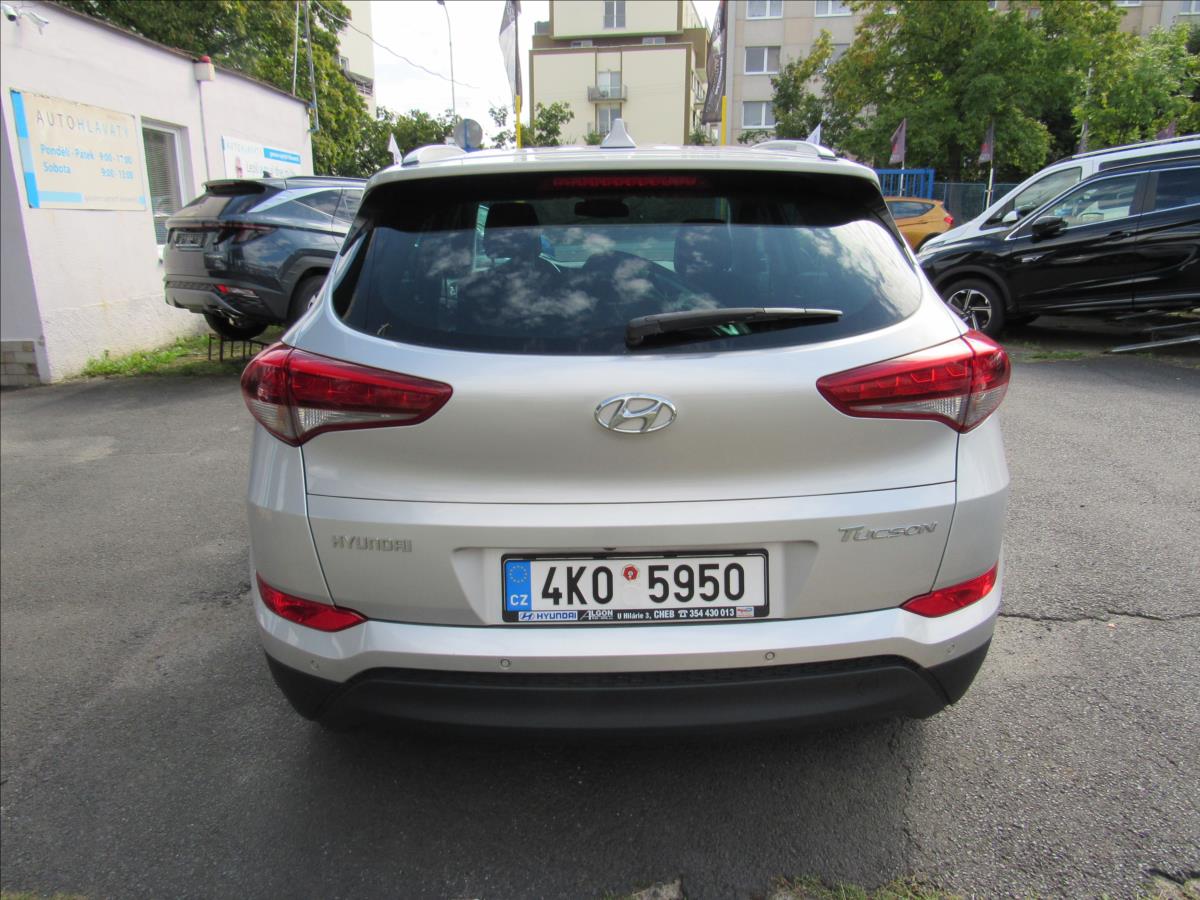 hyundai-tucson-1-7-crdi-85kw-nove-v-cr - 4