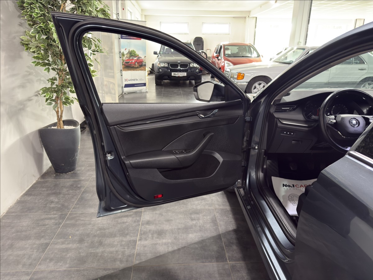skoda-octavia-1-5-tsi-led-keyless-navi-tz - 5