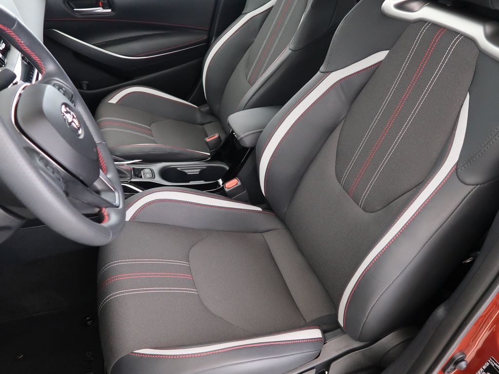 toyota-corolla-1-8hybrid-gr-sport-cz-1maj - 8