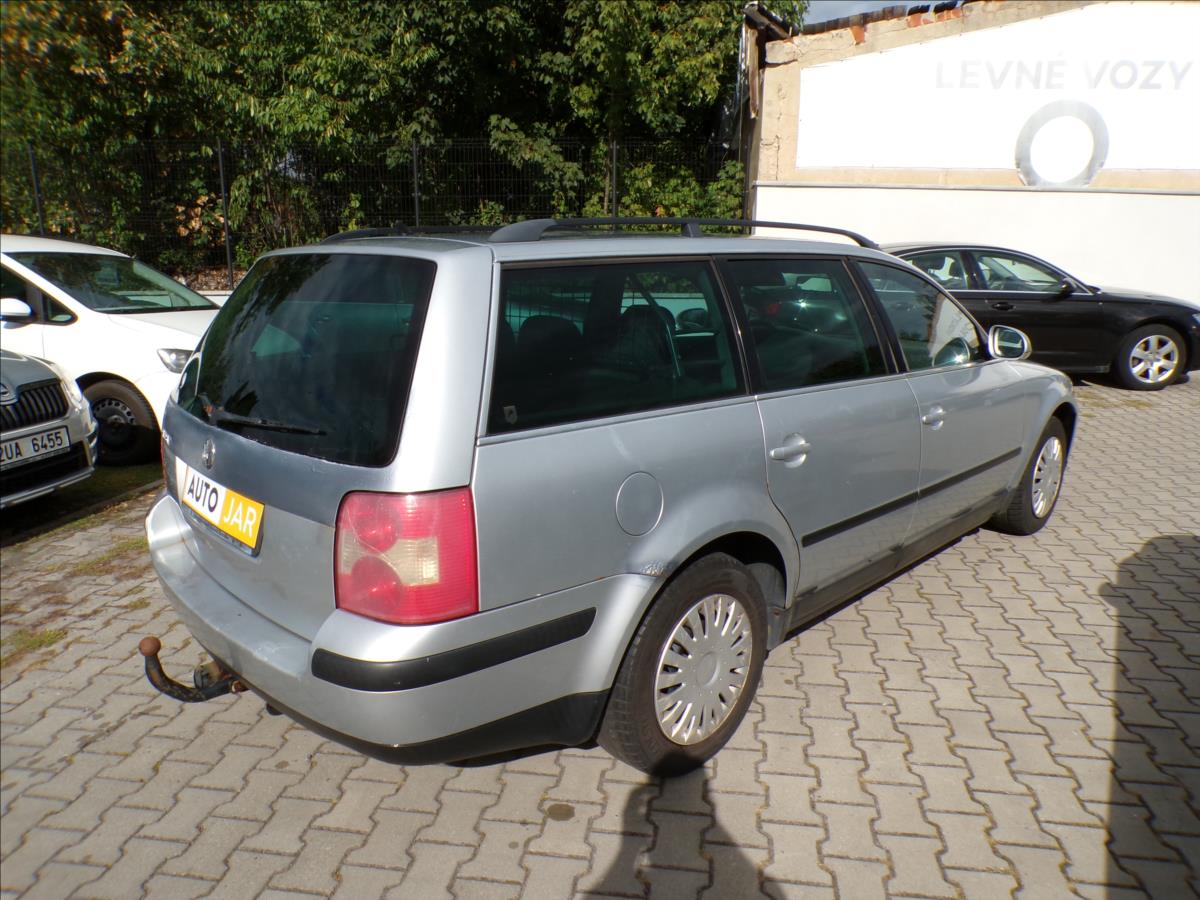 volkswagen-passat-1-6-i-tazne-zarizeni - 4