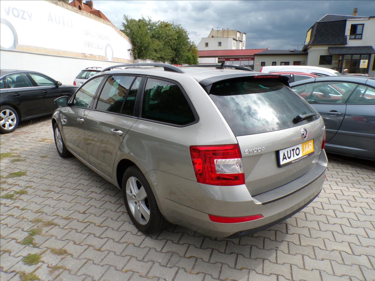 skoda-octavia-1-6-tdi-greenline - 3