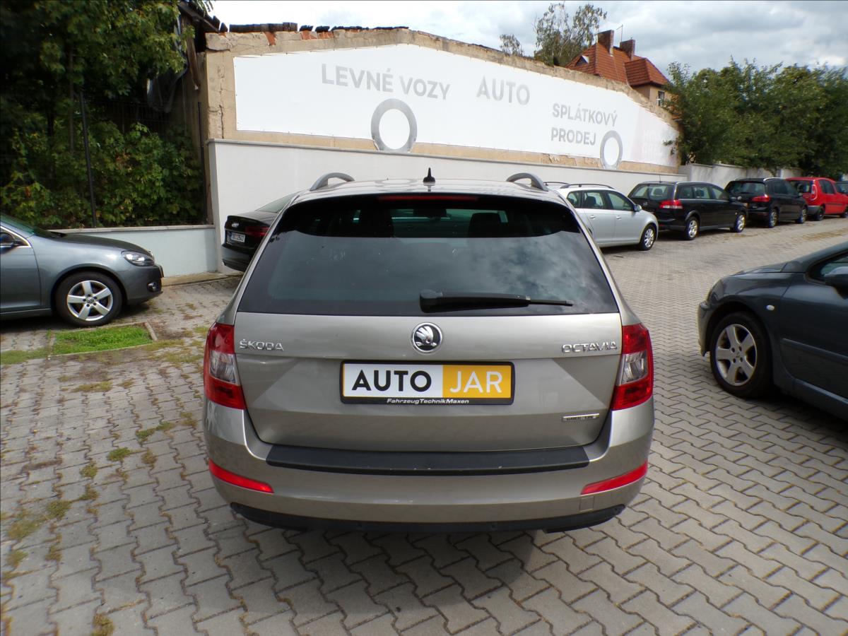 skoda-octavia-1-6-tdi-greenline - 5