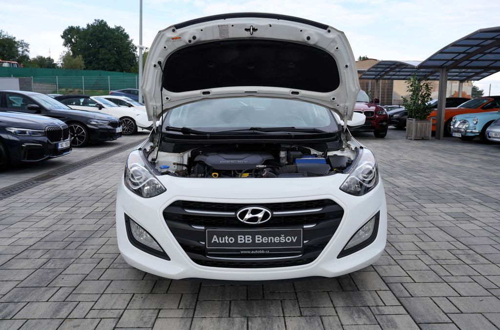 hyundai-i30-i30-1-6i-dohc-16v-120-ps-cr - 8