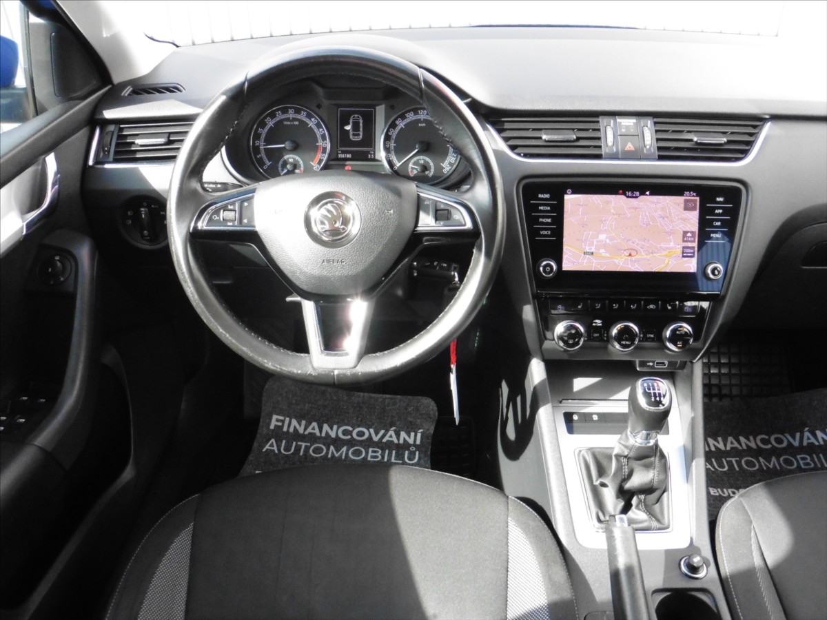 skoda-octavia-2-0-iii-combi-2-0-tdi-navi-led-temp - 8
