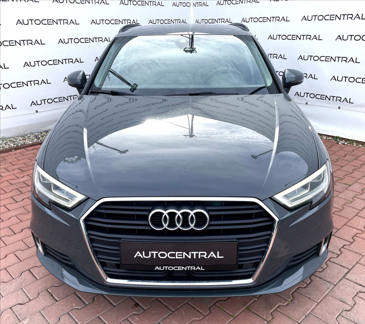 audi-a3-1-4-tsi-s-line-110kw-s-tronic - 1