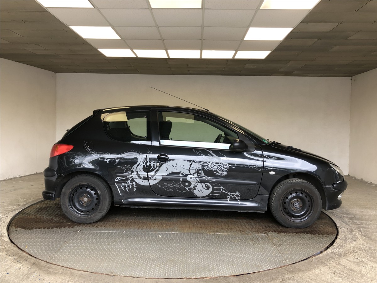 peugeot-206-1-4-i - 7