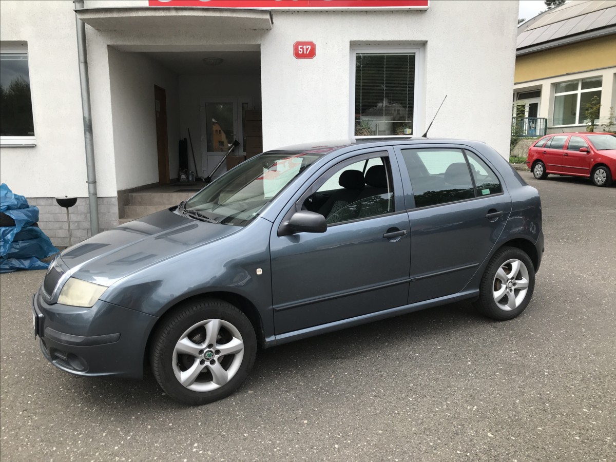 skoda-fabia-1-2-htp-40kw - 2