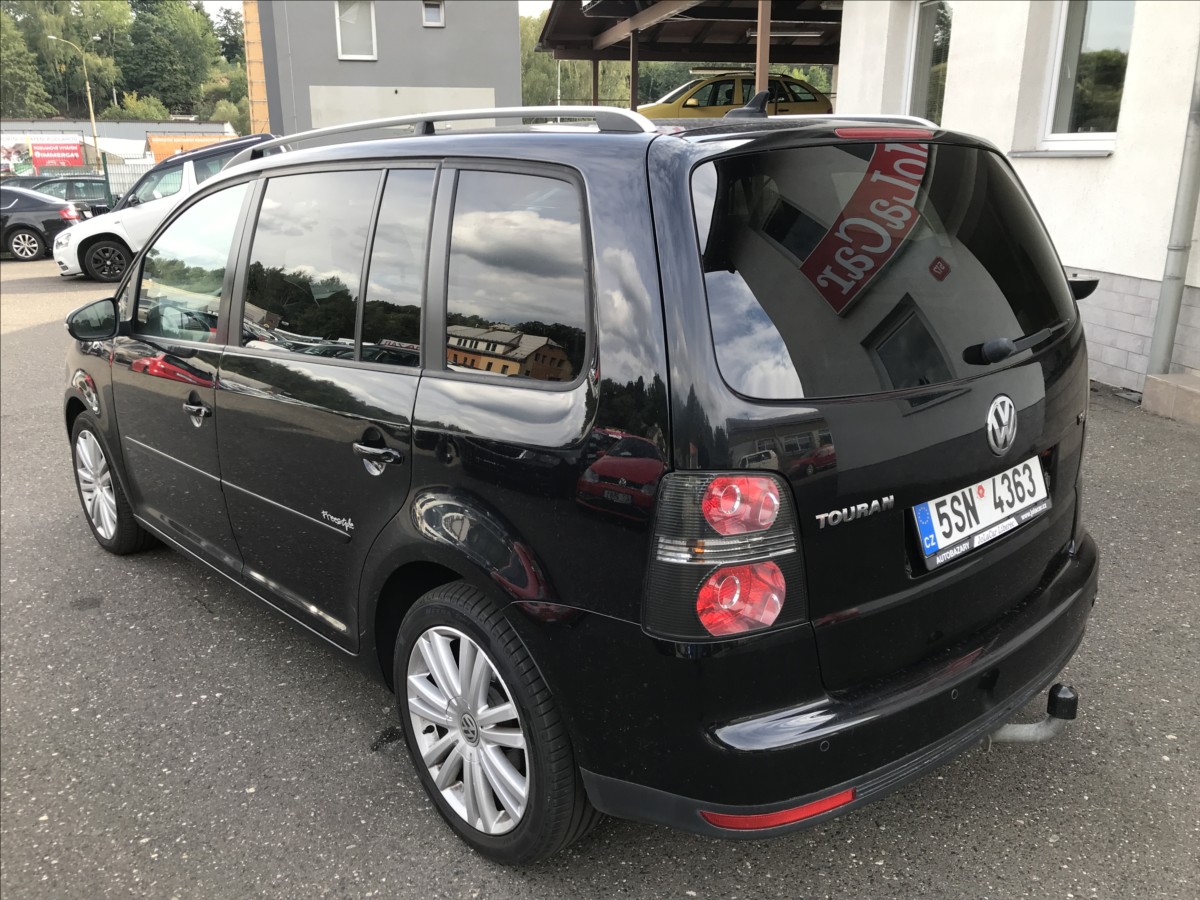 volkswagen-touran-1-4-tsi-103kw-dsg-7mist - 5