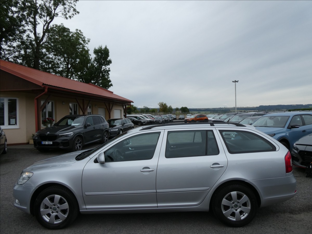 skoda-octavia-1-4-tsi-90kw-serviska-zaves - 4
