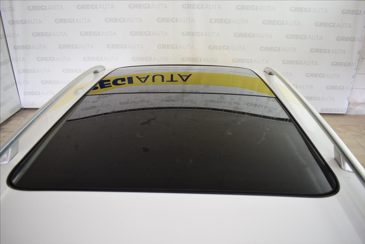 volkswagen-golf-1-4-tsi-dsg-highline-pr-servis - 6