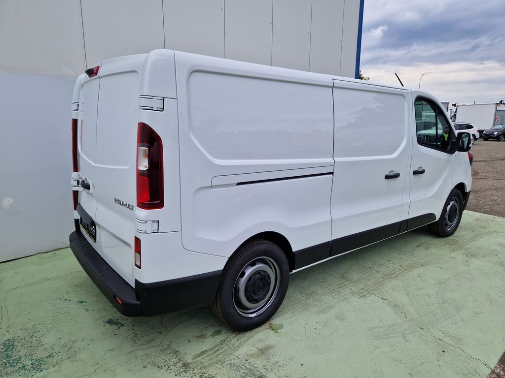 renault-trafic-2-0dci-do-2-49t-spani-topeni - 1