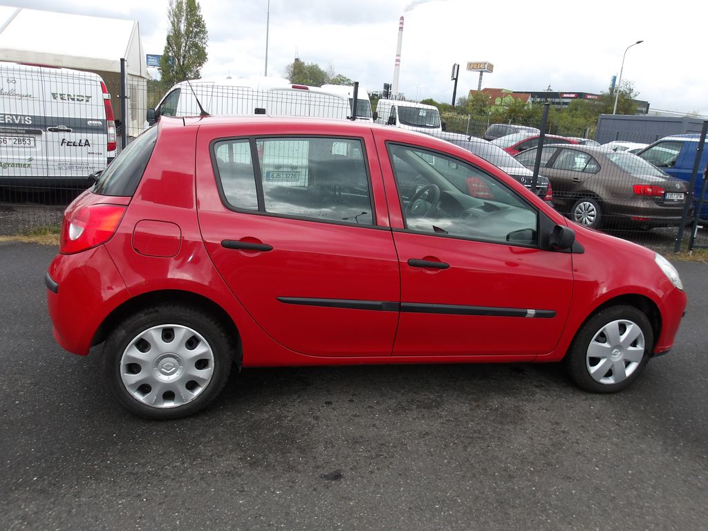 renault-clio-1-2i-cr-naj-62000-km - 4