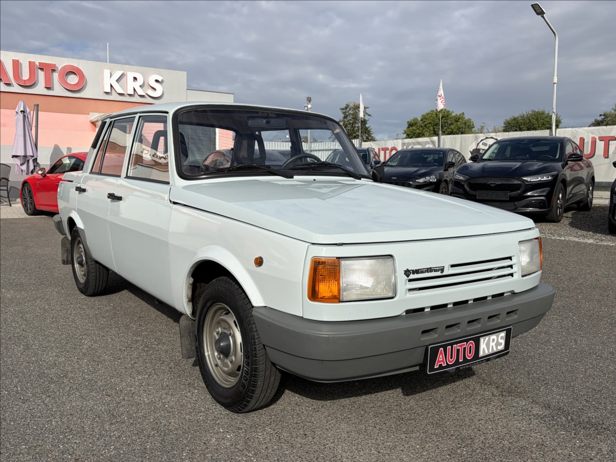 Wartburg 353 1,3 Mimořádně zachovalý retrokousek:-)