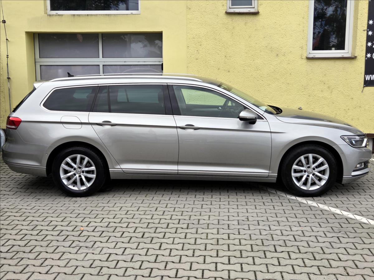 volkswagen-passat-2-0-tdi-dsg-serv-kn-faktury - 6