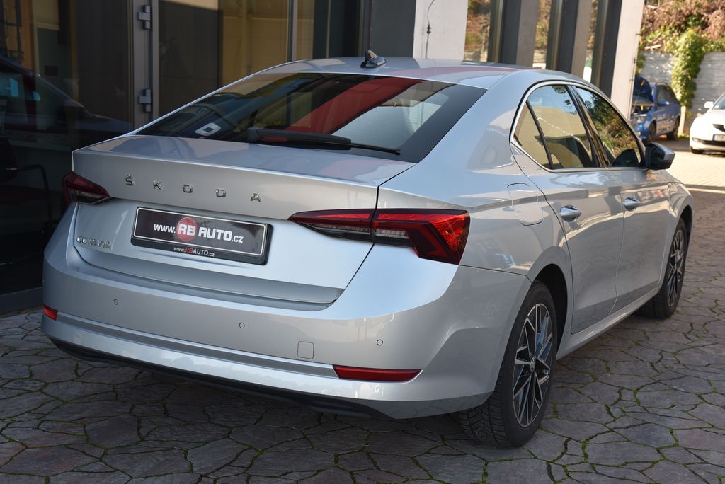 skoda-octavia-2-0-tdi-85-kw-ambition - 7