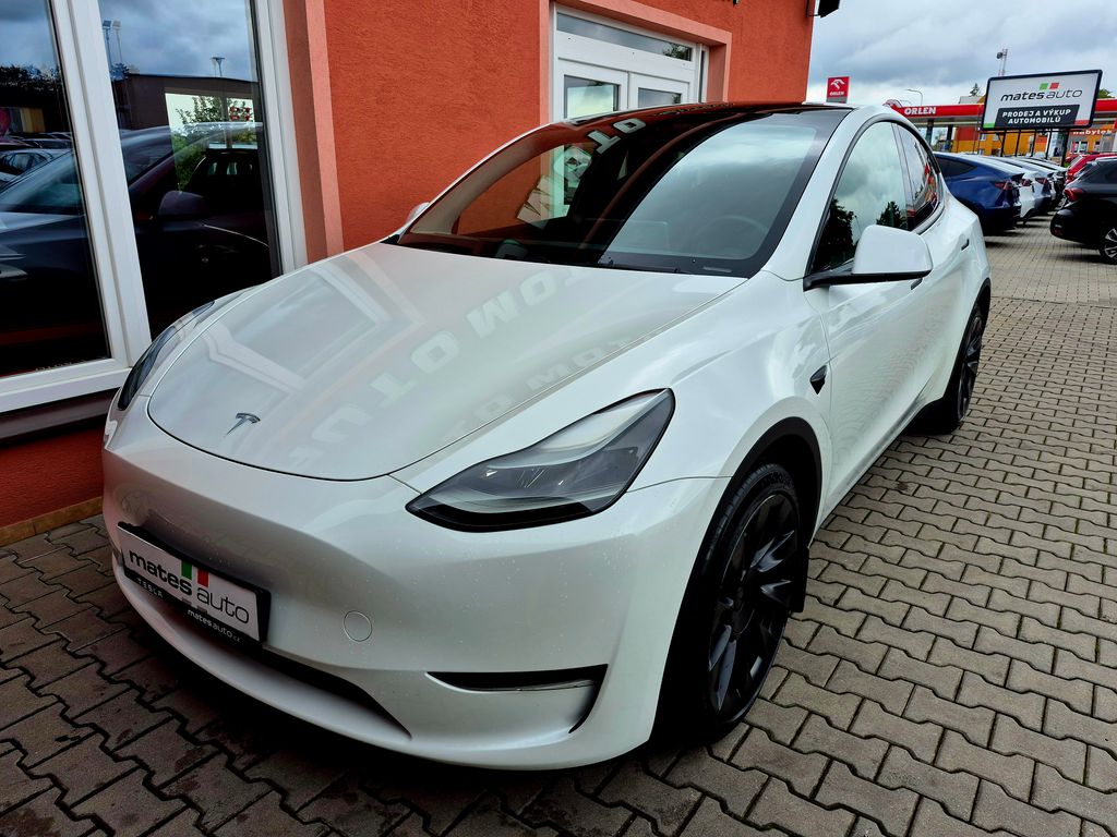 Tesla Model Y Long R. Dual Motor 378kW - BERLÍN DPH SOH 92,9%