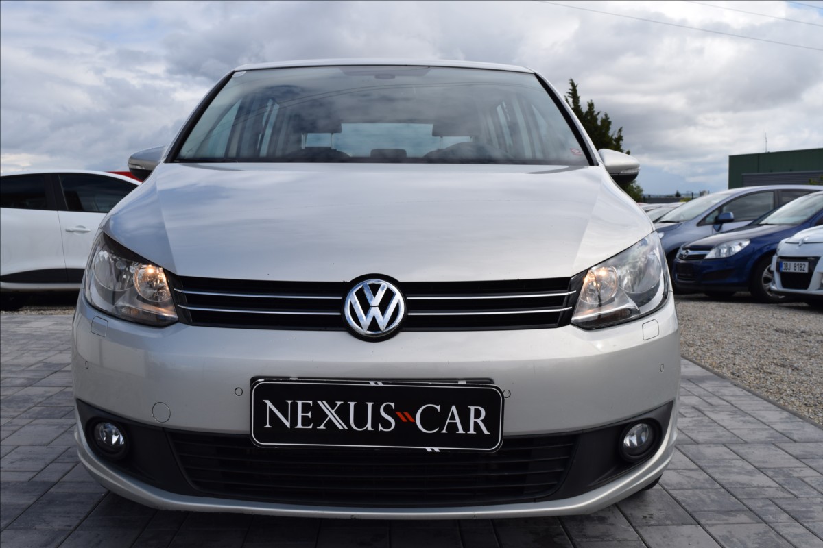 volkswagen-touran-1-4-tsi-103kw-dsg-po-servise - 1