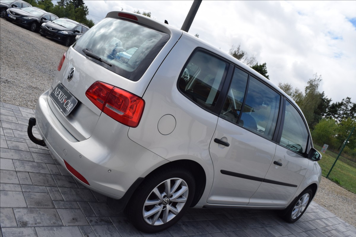 volkswagen-touran-1-4-tsi-103kw-dsg-po-servise - 4