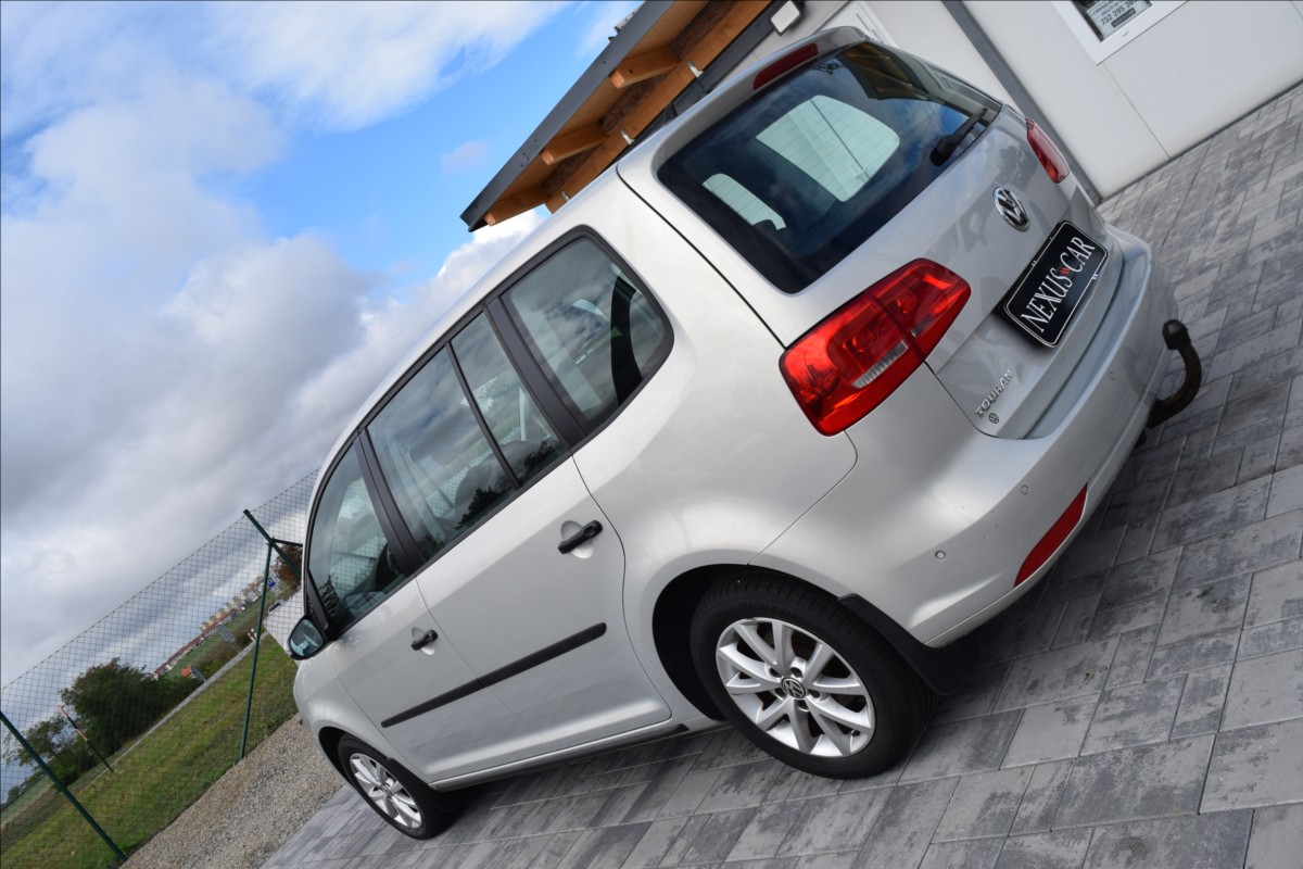 volkswagen-touran-1-4-tsi-103kw-dsg-po-servise - 8