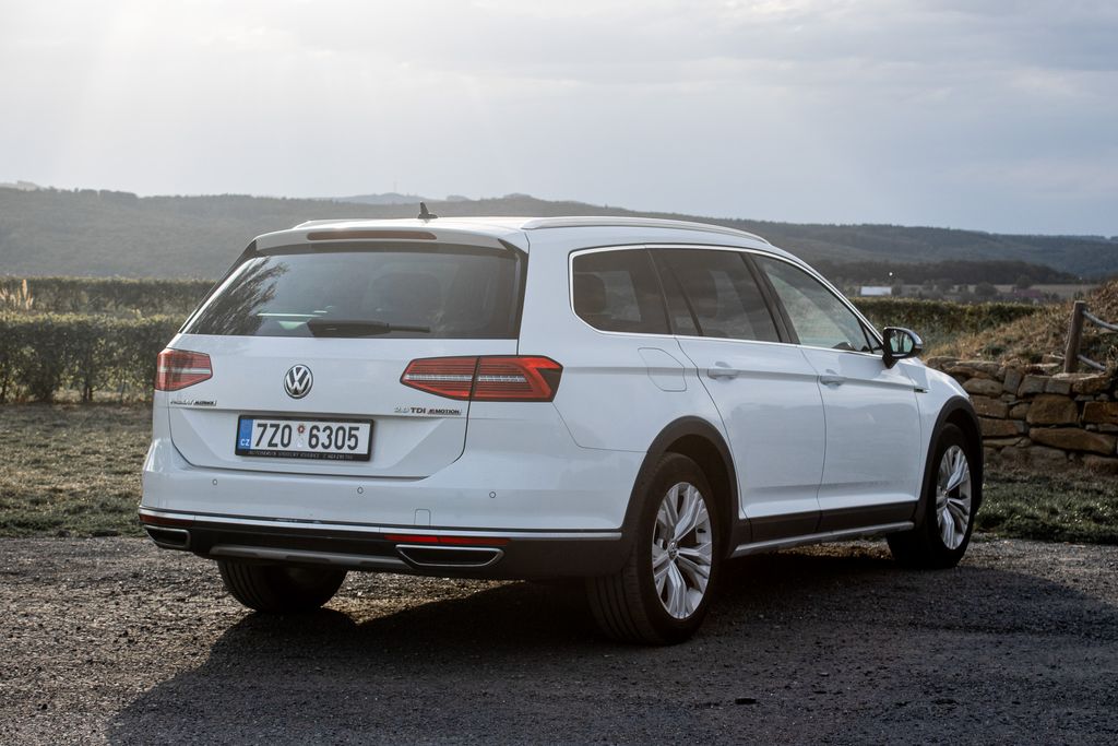 volkswagen-passat - 4