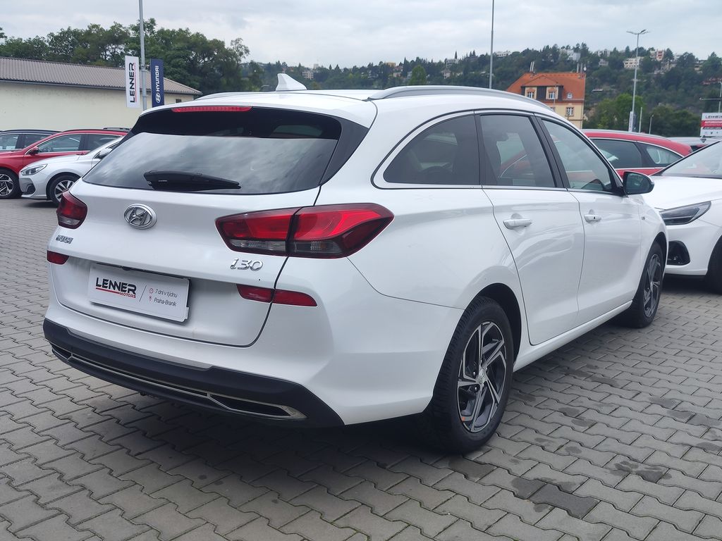 hyundai-i30-1-5-t-gdi-117kw-smart-mhev - 4
