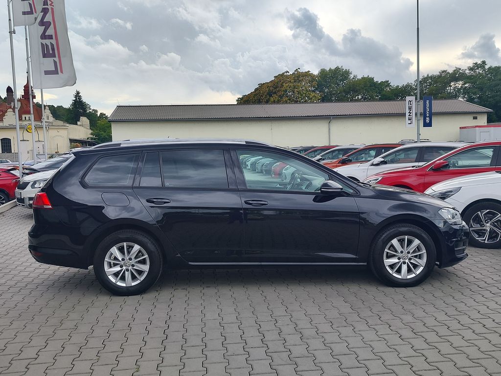 volkswagen-golf-1-2-tsi-81kw-comfortline - 3