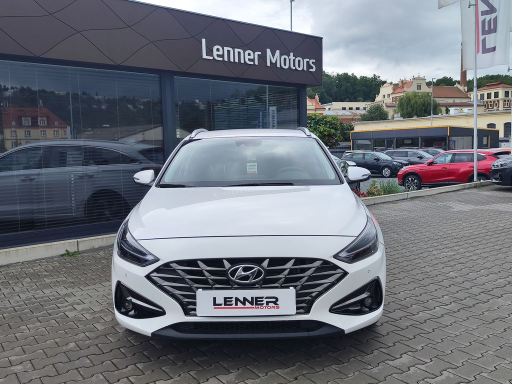 hyundai-i30-1-5-117kw-komfort - 1