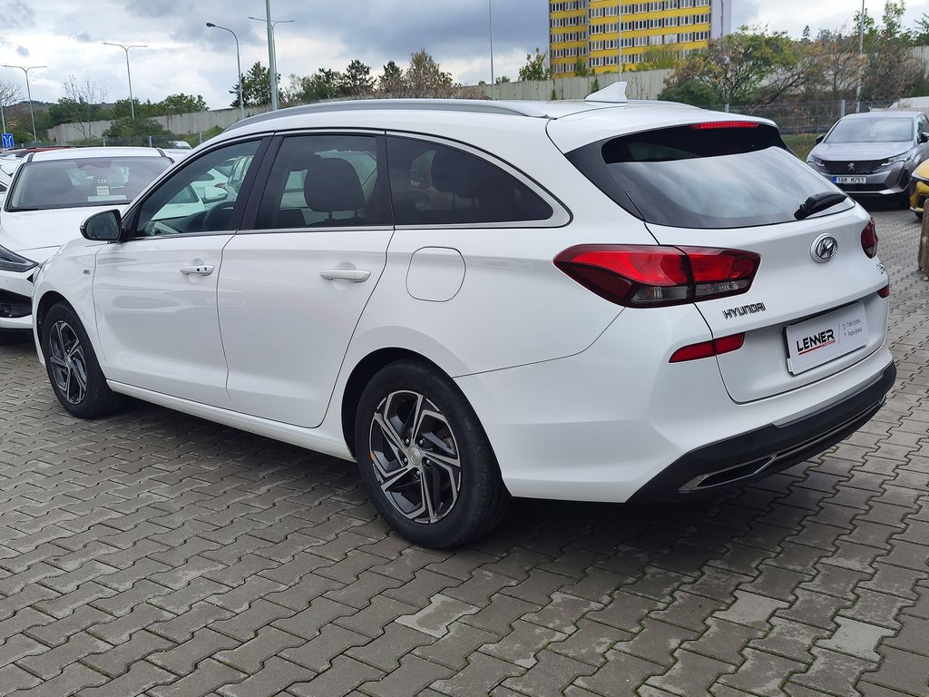 hyundai-i30-1-5-117kw-komfort - 6