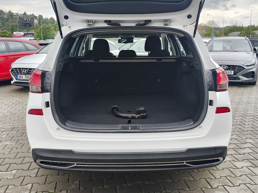 hyundai-i30-1-5-117kw-komfort - 8