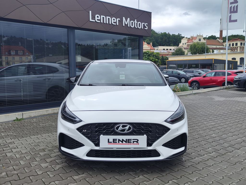 hyundai-i30-1-5-t-gdi-117kw-n-line-dct - 1