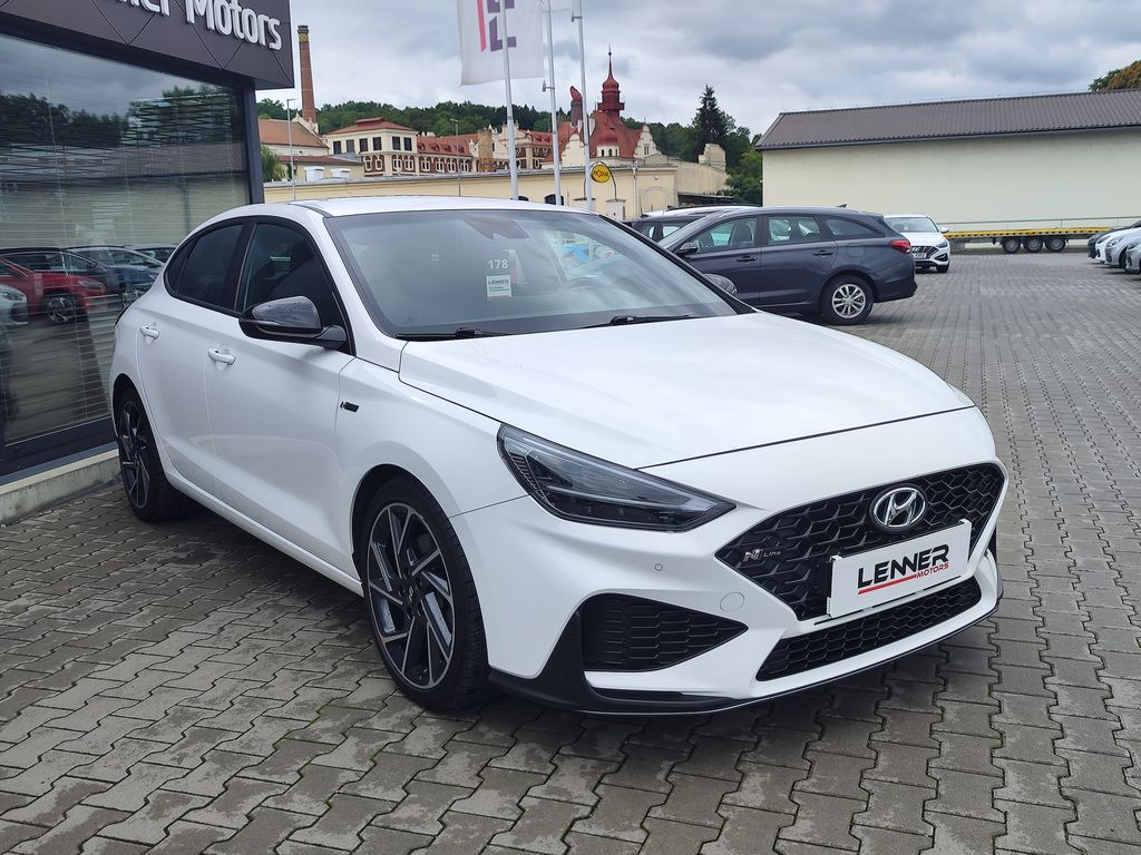 hyundai-i30-1-5-t-gdi-117kw-n-line-dct - 2