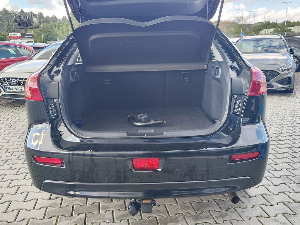mitsubishi-lancer-1-6-mivec-86kw-cr-1-majitel - 8
