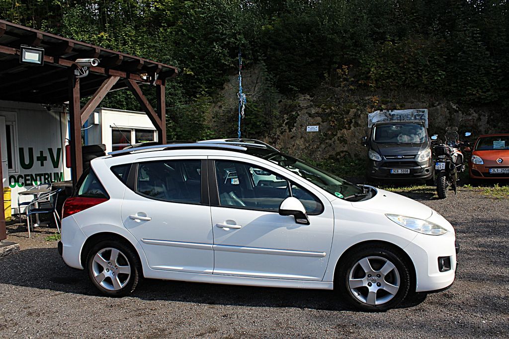 peugeot-207-1-6i-i-sw - 4