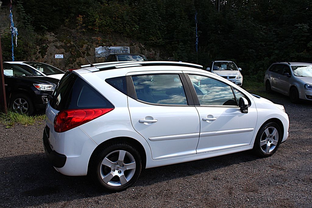 peugeot-207-1-6i-i-sw - 6