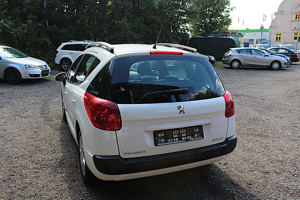 peugeot-207-1-6i-i-sw - 7