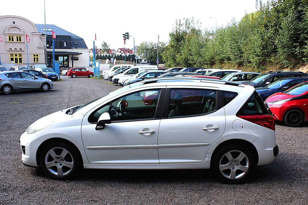 peugeot-207-1-6i-i-sw - 8